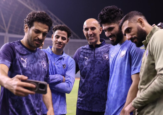 سفيرة مصر في زامبيا تحفز بعثة بيراميدز قبل مواجهة باور ديناموز بدوري الأبطال