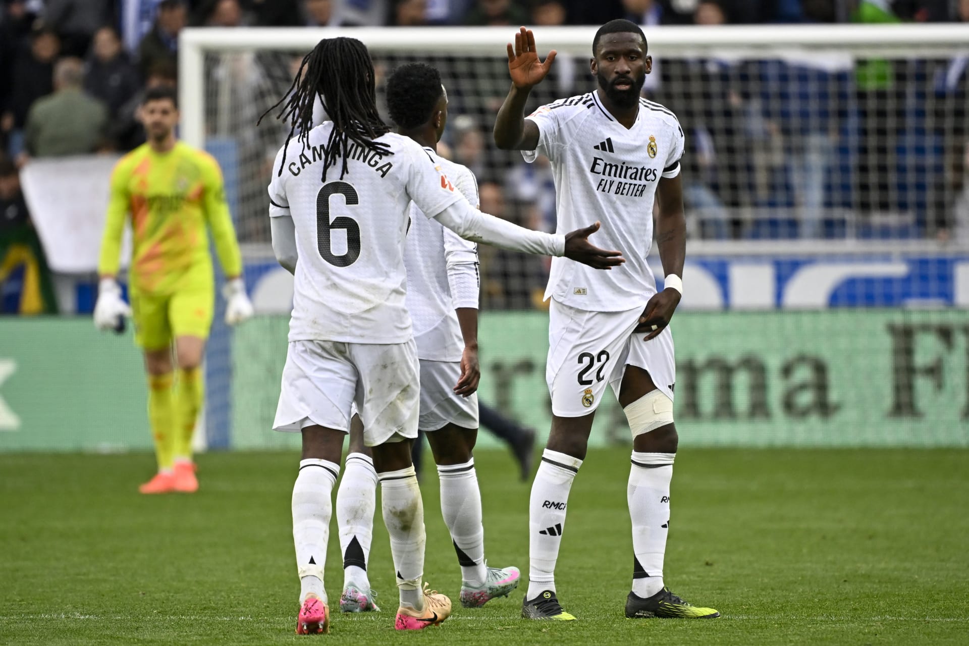 ريال مدريد يتعثر ويخطف نقطة صعبة أمام إلتشي في الليجا – كورة 999