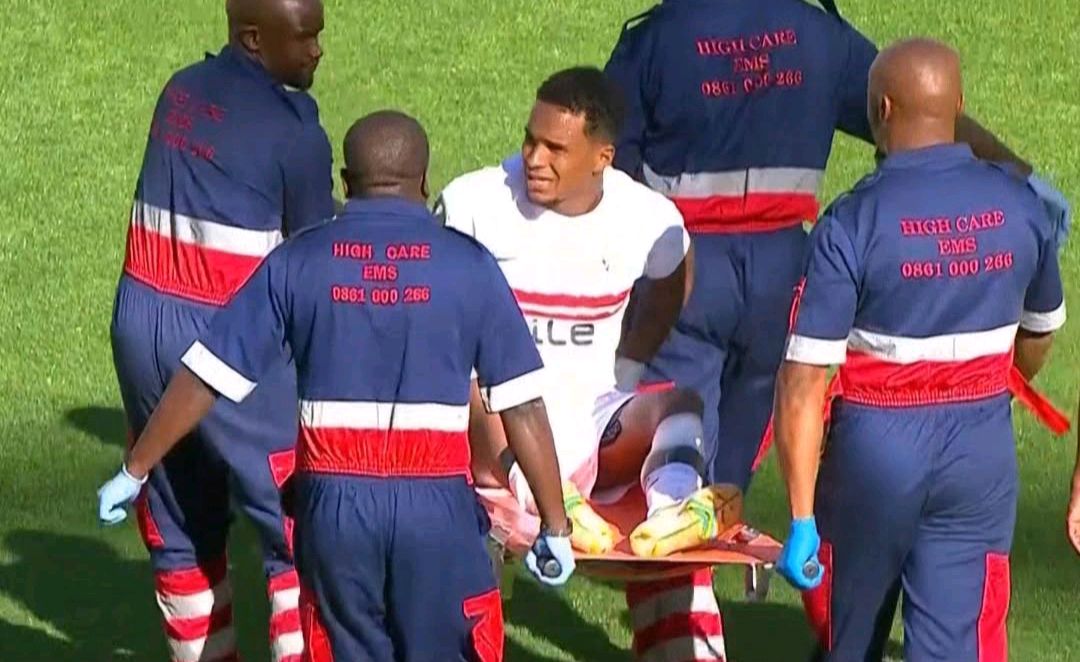 إصابة الجزيري تُربك الزمالك وتبديل اضطراري في الشوط الثاني أمام كايزر تشيفز