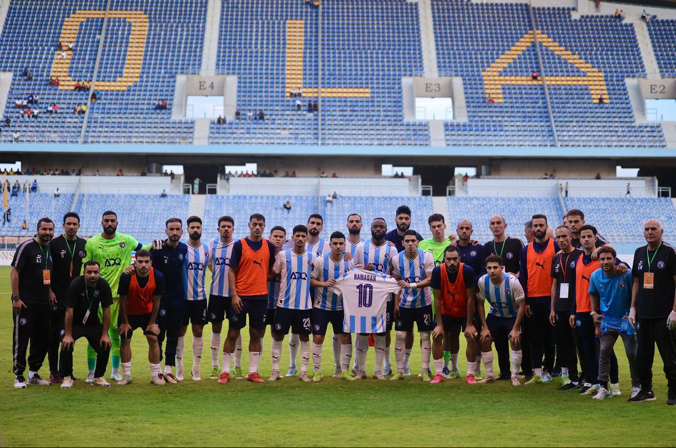 لاعبي بيراميدز يساندون رمضان صبحي قبل مواجهة باور ديناموز في دوري الأبطال