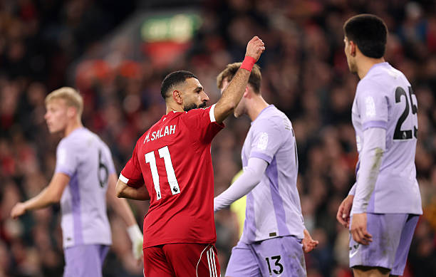 BBC تسلط الضوء على الدعم الجماهيري لمحمد صلاح بعد أزمته مع ليفربول – كورة 999