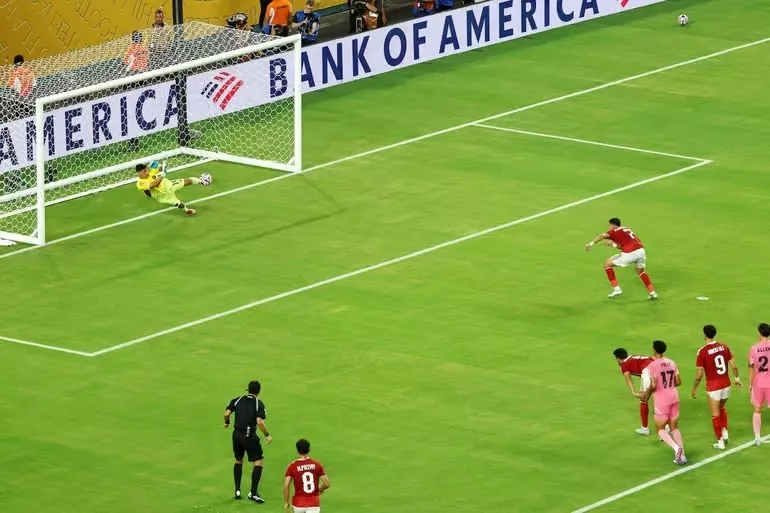 فيفا يختار تصدي ركلة جزاء تريزيجيه بقائمة أفضل صور بطولاته في 2025 – كورة 999