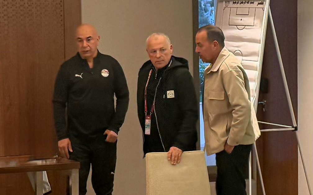 هاني أبو ريدة يجتمع بمنتخب مصر قبل مواجهة زيمبابوي في أمم أفريقيا – كورة 999