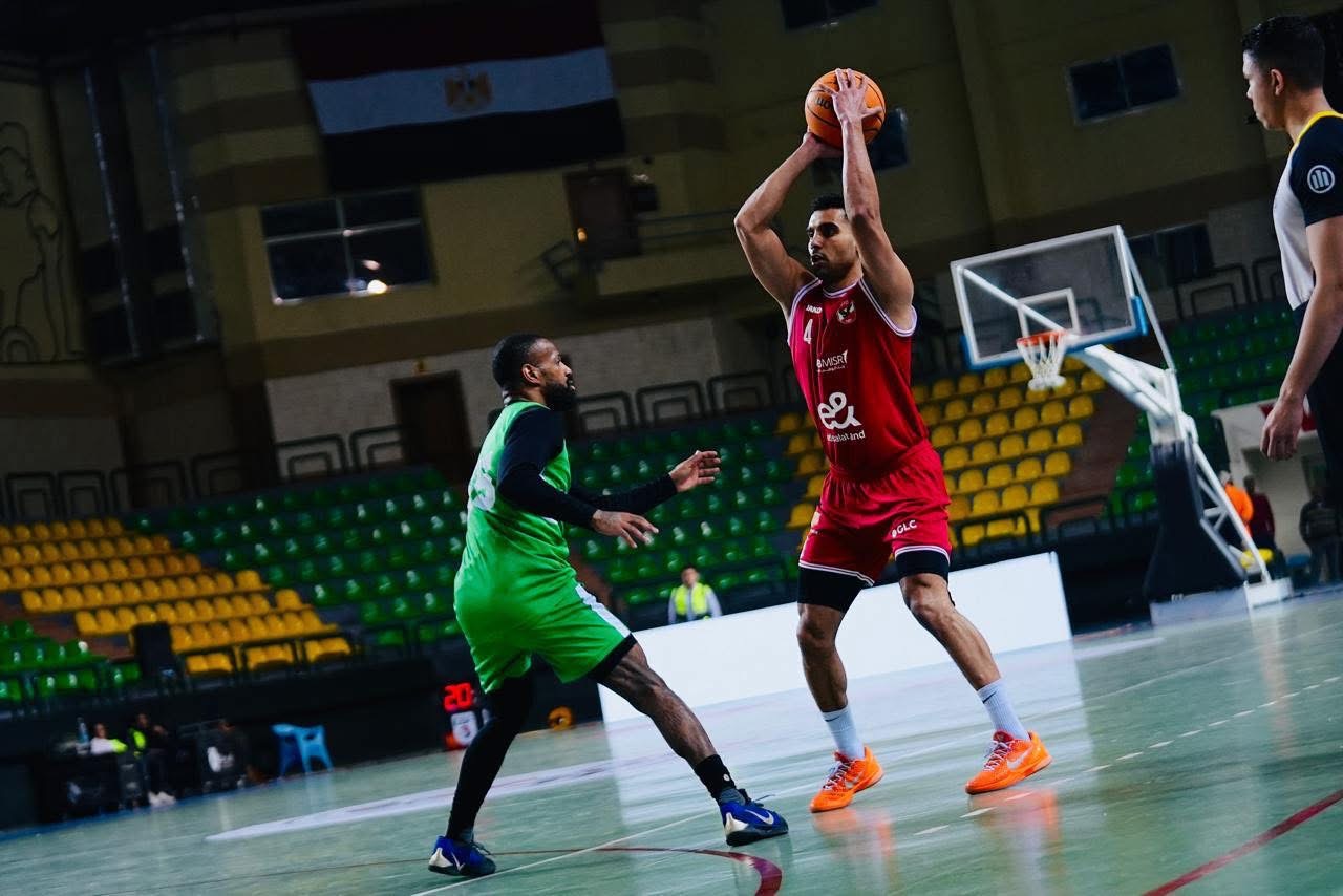 «رجال سلة الأهلي» يتوج ببطولة السوبر المصري بعد فوز مثير على الاتحاد السكندري