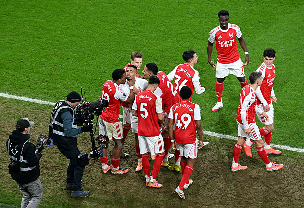 أرسنال يكتسح أستون فيلا 4-1 ويعزز صدارته للدوري الإنجليزي – كورة 999