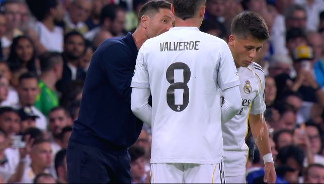 ألونسو ينتظر ديسمبر والسوبر بدعم من إدارة ريال مدريد