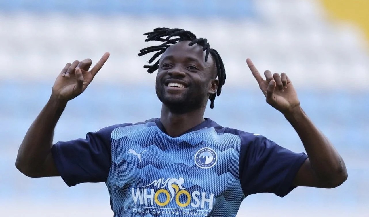 منتخب الكونغو يستدعي فيستون ماييلي مُهاجم بيراميدز – كورة 999