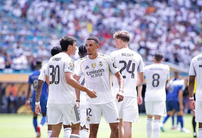 أزمة أحمد عبدالرؤوف مع الزمالك بعد تصريحاته عن فسخ عقد بنتايج – كورة 999