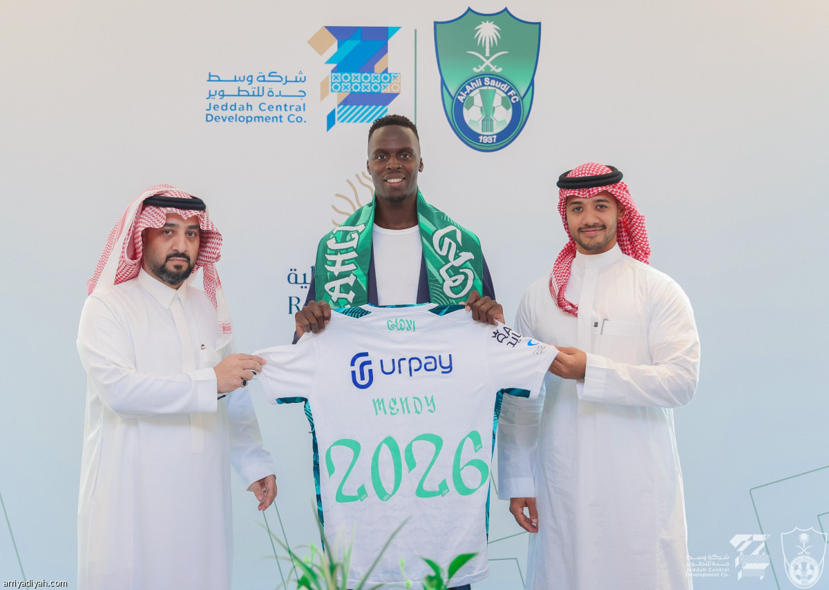 الأهلي السعودي يجدد عقد حارس المرمى إدوارد ميندي حتى 2028 – كورة 999