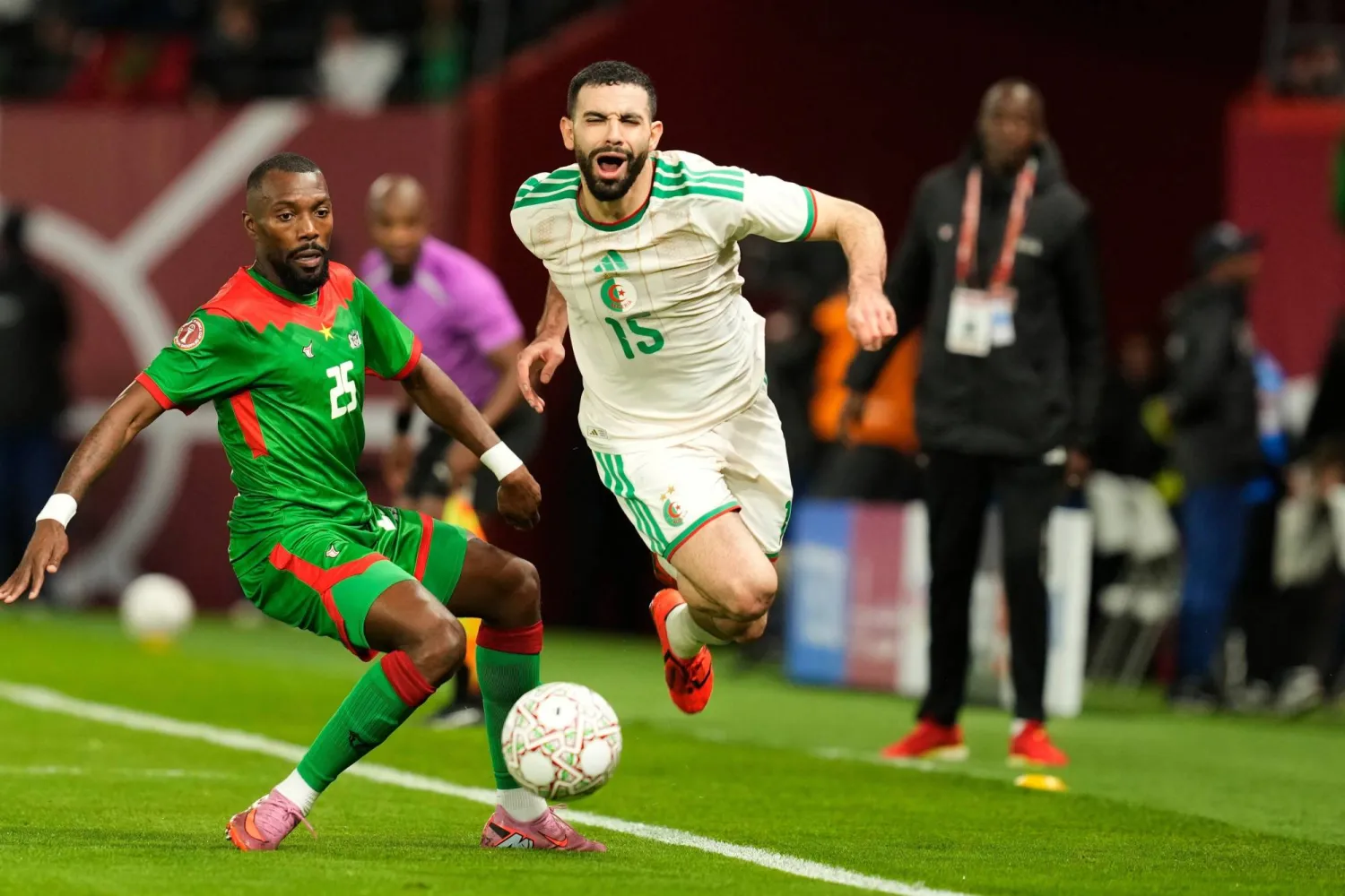 غياب ريان آيت نوري عن تدريبات الجزائر قبل مواجهة الكونغو الديمقراطية – كورة 999