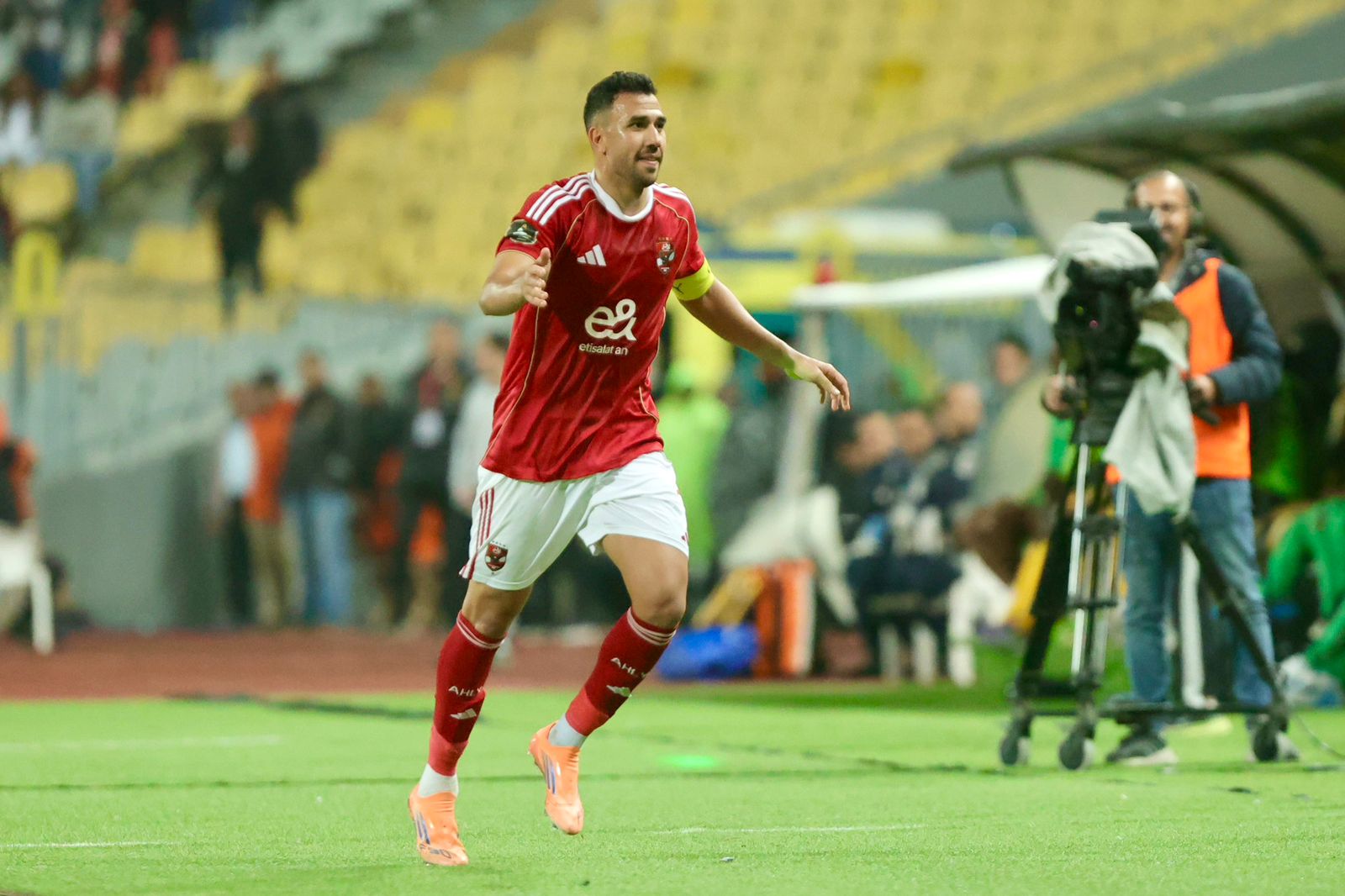 «كاف» يسلط الضوء على تريزيجيه وعاطف قطة قبل ربع نهائي دوري أبطال أفريقيا