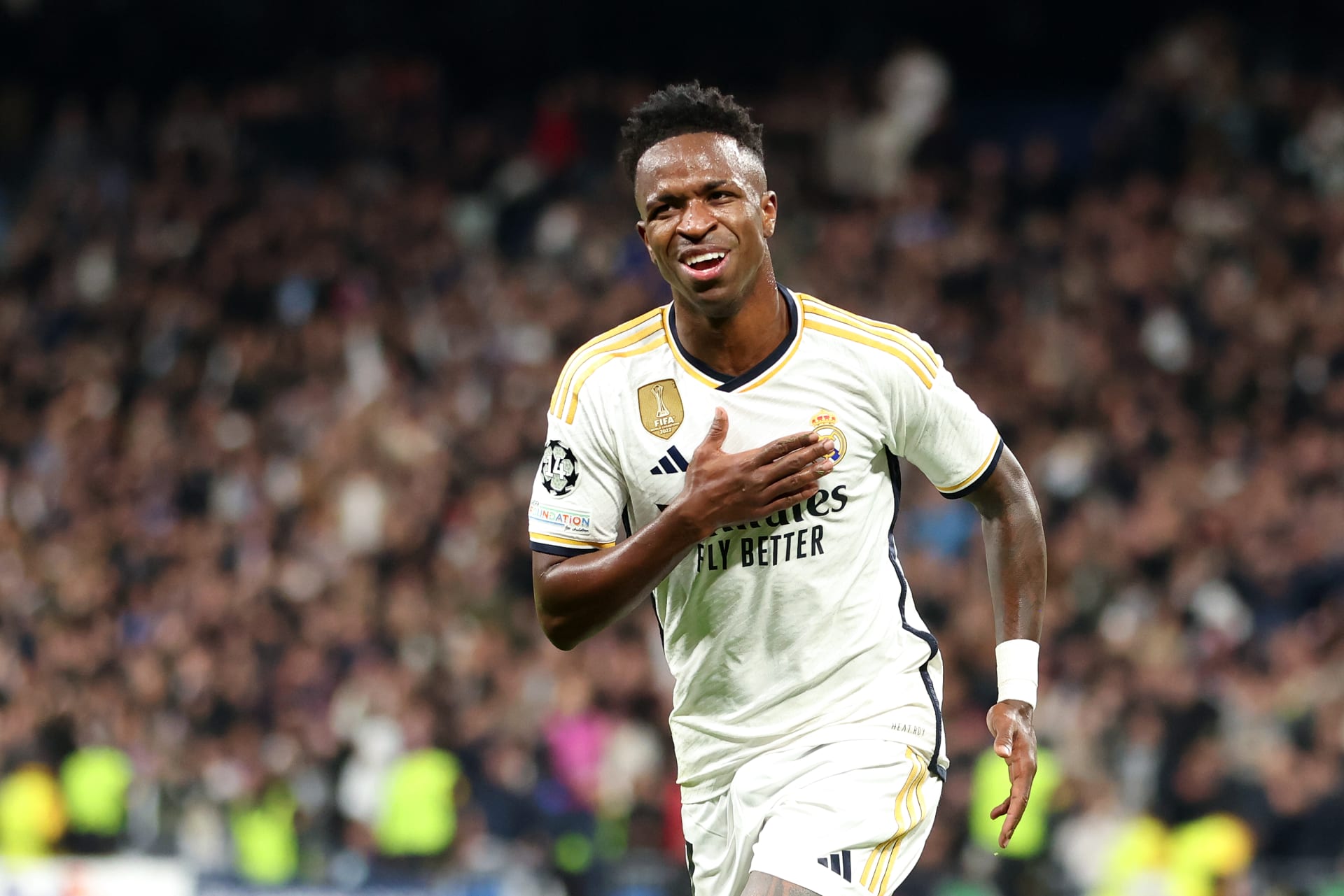 توتر في العلاقة.. فينيسيوس يجمد مفاوضات التجديد مع ريال مدريد – كورة 999