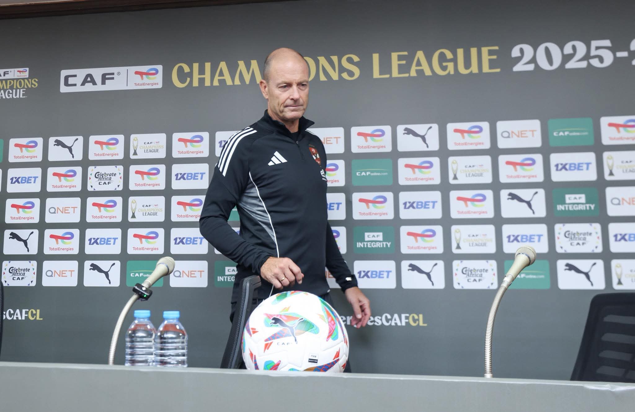 دوري أبطال إفريقيا| مؤتمر صحفى لتوروب وكابتن الفريق للحديث عن مباراة يانج أفريكانز – كورة 999