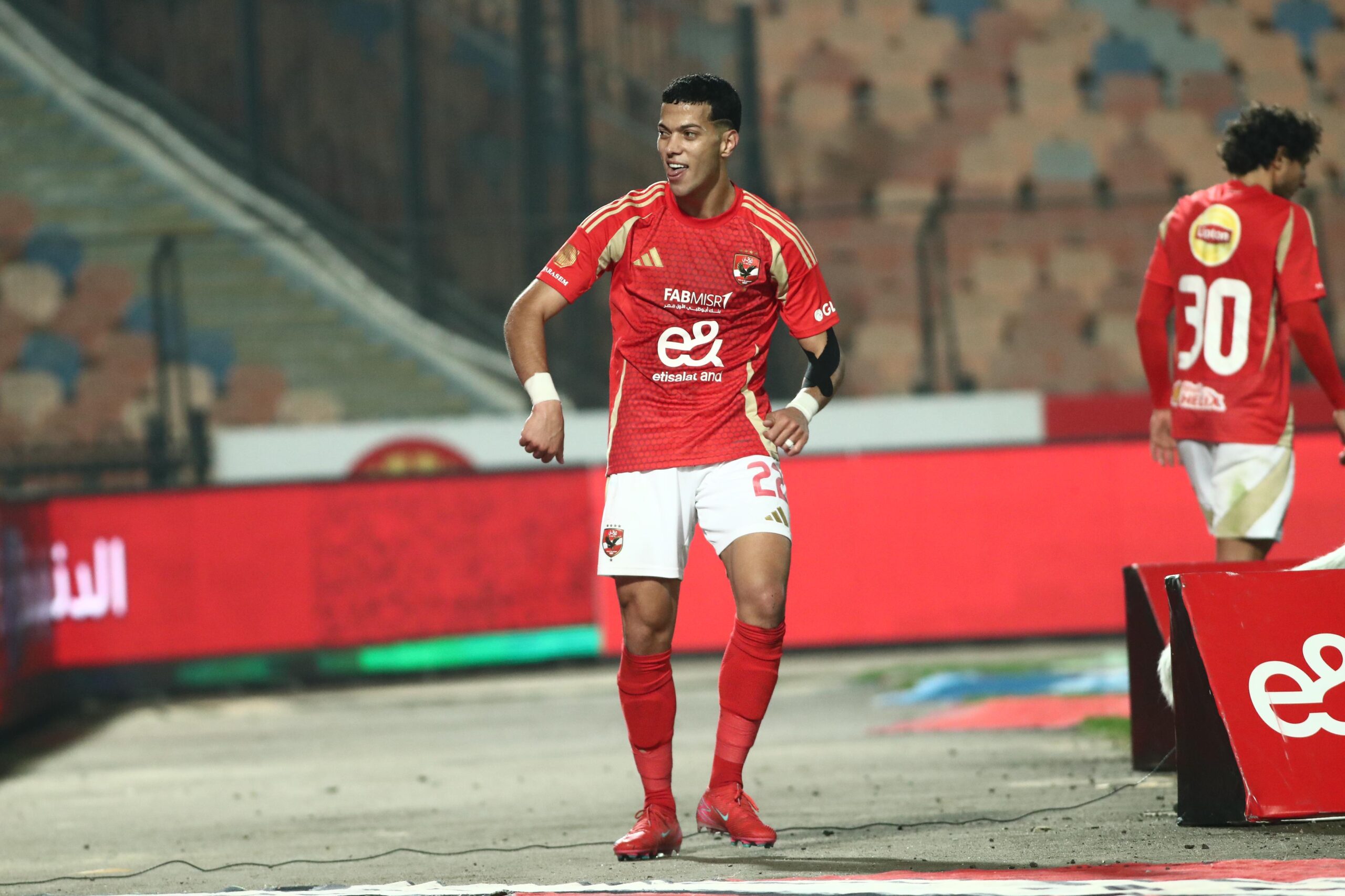 إمام عاشور ينشر صورة من منزله أثناء مباراة الأهلي والإسماعيلي – كورة 999