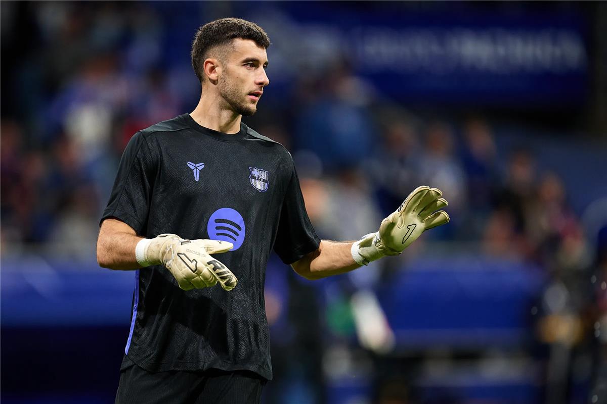 خوان جارسيا يحصد جائزة أفضل لاعب في مباراة برشلونة ضد إسبانيول – كورة 999