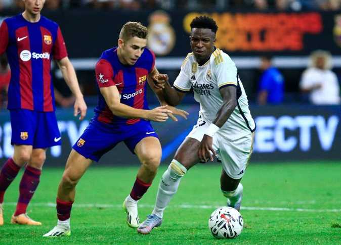 موعد مباراة ريال مدريد وبرشلونة في نهائي كأس السوبر الإسباني – كورة 999