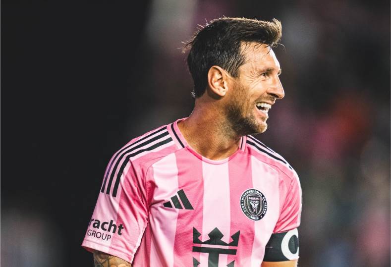 ميسي لعيب هادي بس سُهن – كورة 999