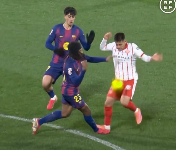 الاتحاد الإسباني يثير الجدل بعد إخفاء تسجيل هدف جيرونا عن الحكام |تفاصيل