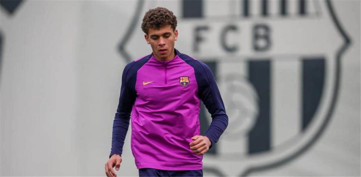خطة بديلة داخل برشلونة لتجهيز حمزة عبدالكريم – كورة 999