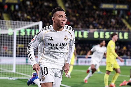 وعكة صحية لـ والدة إمام عاشور.. وطلب عاجل من لاعب الأهلي – كورة 999