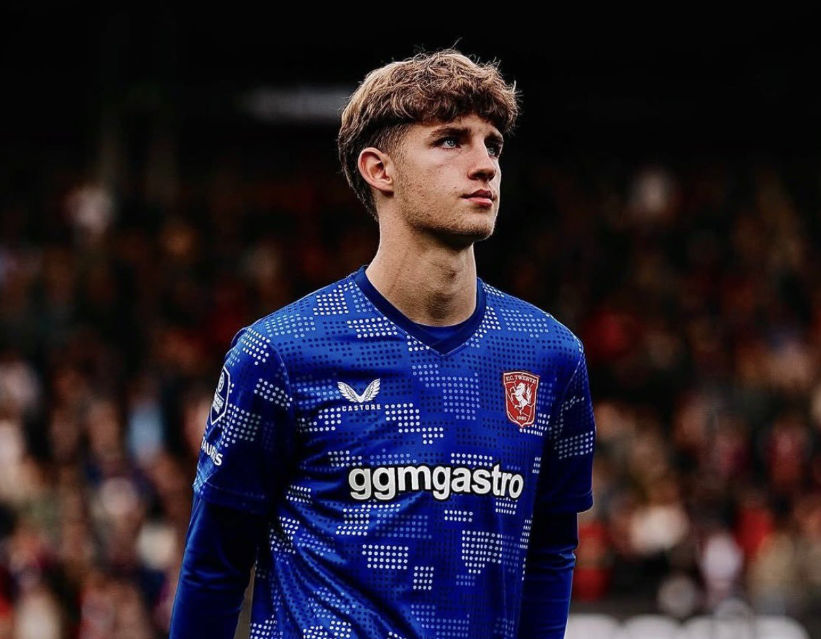 ديكو يراقب مدافع تفينتي الهولندي.. وبرشلونة يرفض دفع 8 ملايين يورو – كورة 999