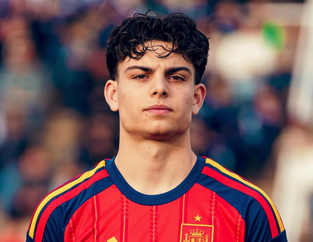 إسبارت “لام الجديد”.. جوهرة برشلونة تفرض نفسها بين الظهير والوسط – كورة 999