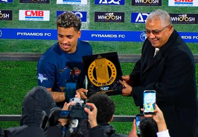 خوان بيزيرا يحصد جائزة أفضل لاعب في مباراة الزمالك ضد بيراميدز – كورة 999