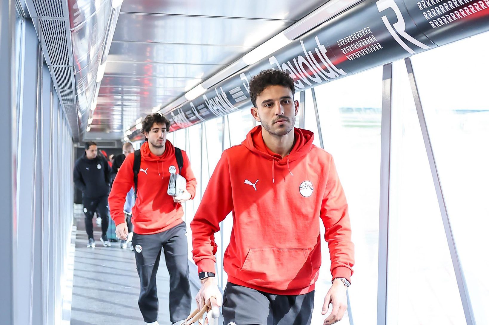 بعثة منتخب مصر تصل إلى إسبانيا استعداداً لمواجهة الماتادور ودياً – كورة 999