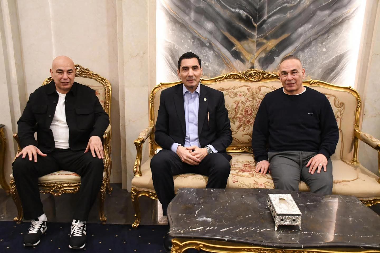 وزير الرياضة يدعم منتخب مصر من استاد القاهرة.. ثقة كاملة في الجهاز الفني قبل كأس العالم