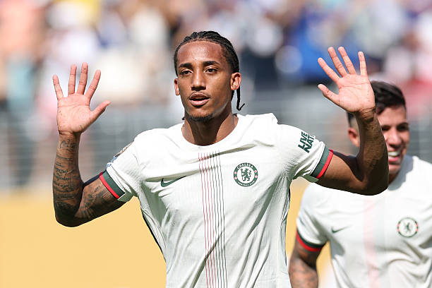 لحظة رعب تحولت إلى فرحة لا تُنسى في قائمة البرازيل – كورة 999