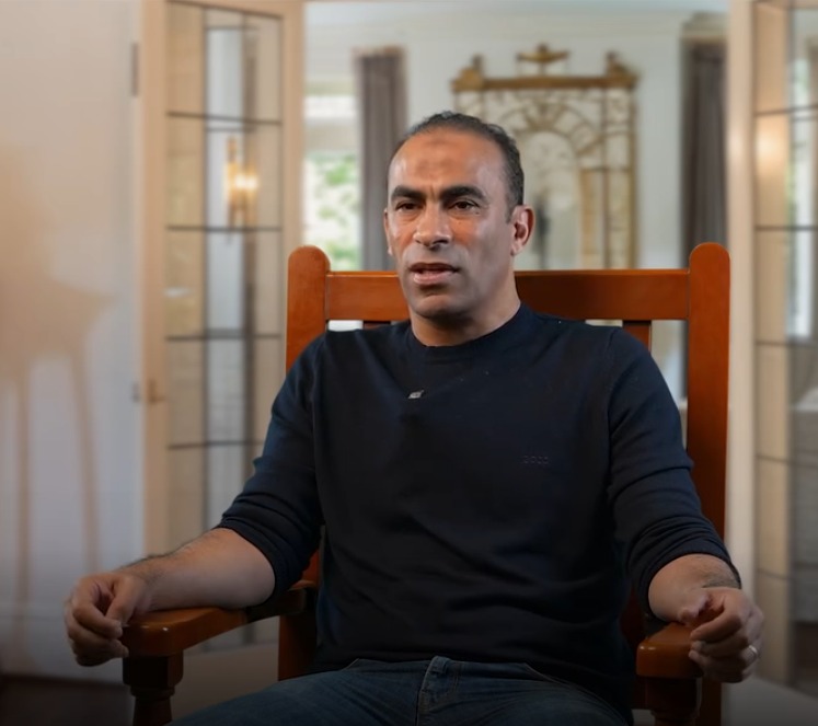 “مش لازم تتصدر المشهد لأنك هتتحرق وتطلع مسرح” – كورة 999