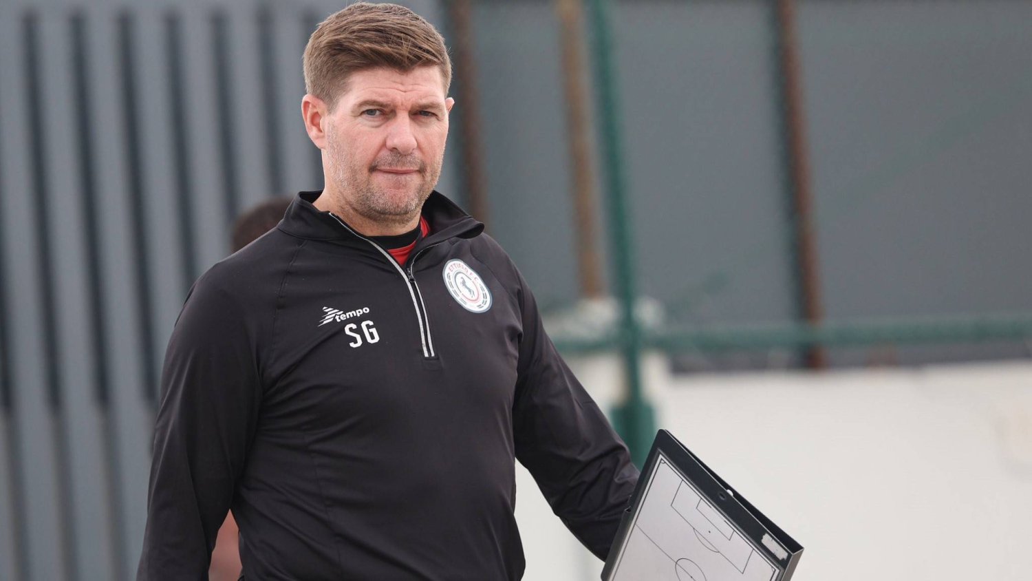 بعد هزيمة ليفربول.. جيرارد يطالب ببديل لكودي جاكبو – كورة 999