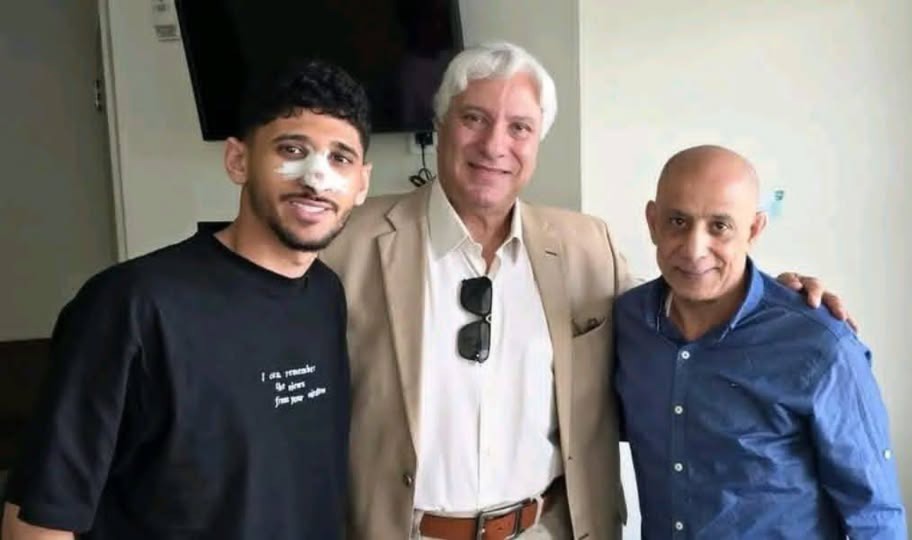 عبد الناصر محمد يطمئن على أحمد عاطف “قطة” بعد جراحة الأنف – كورة 999