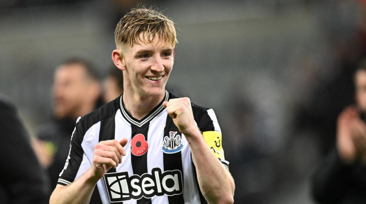 جوردون على رادار بايرن ميونخ في سوق الانتقالات الصيفية – كورة 999