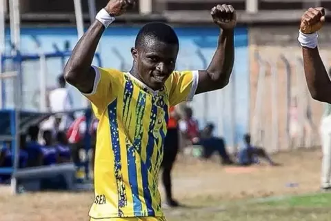 الاتحاد الغاني يعلن وفاة دومينيك فريمبونج في هجوم مسلح على حافلة فريقه