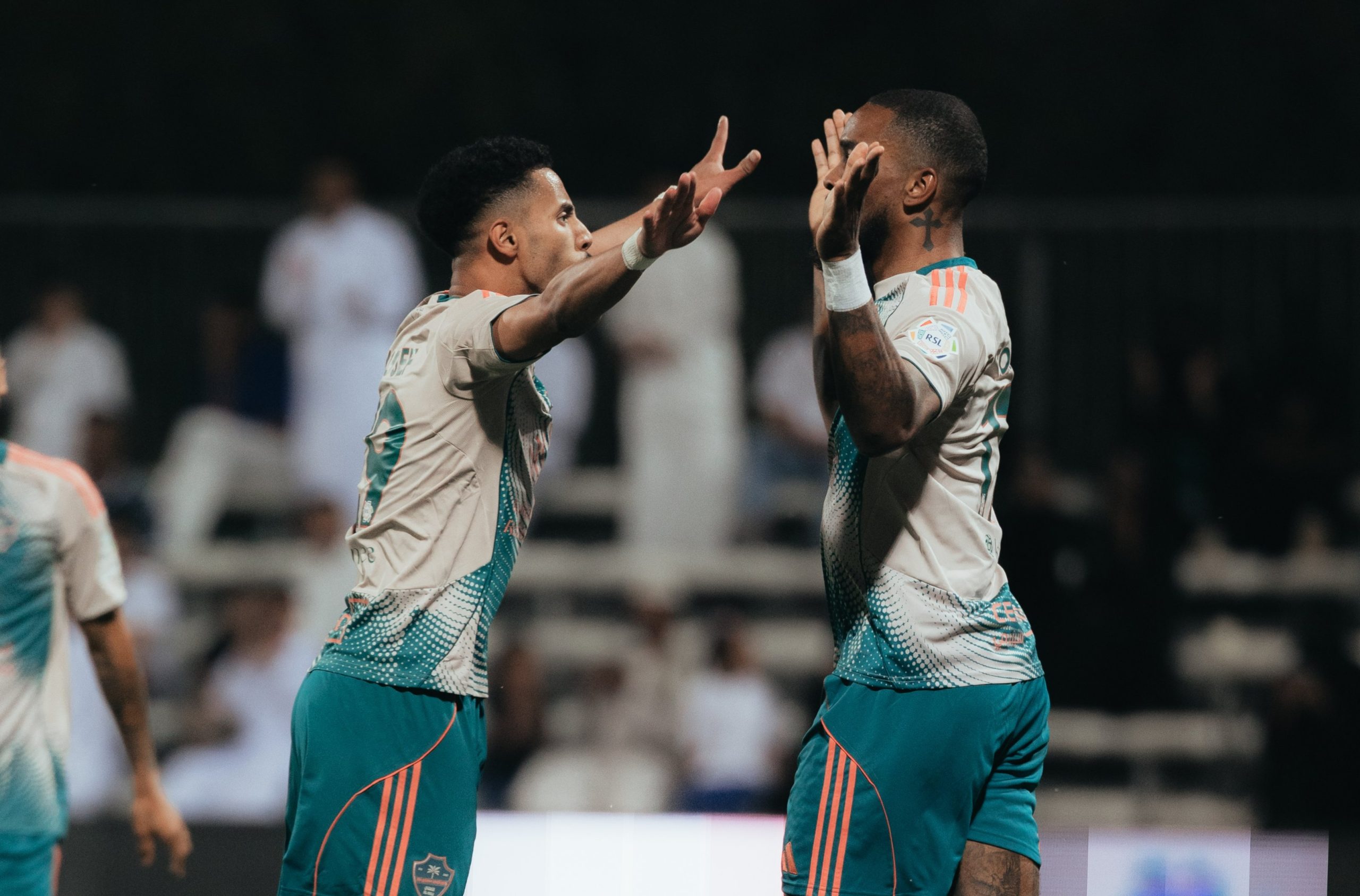 الأهلي السعودي يطالب بالكشف عن محادثات الفار بشأن مباراة الفيحاء – كورة 999