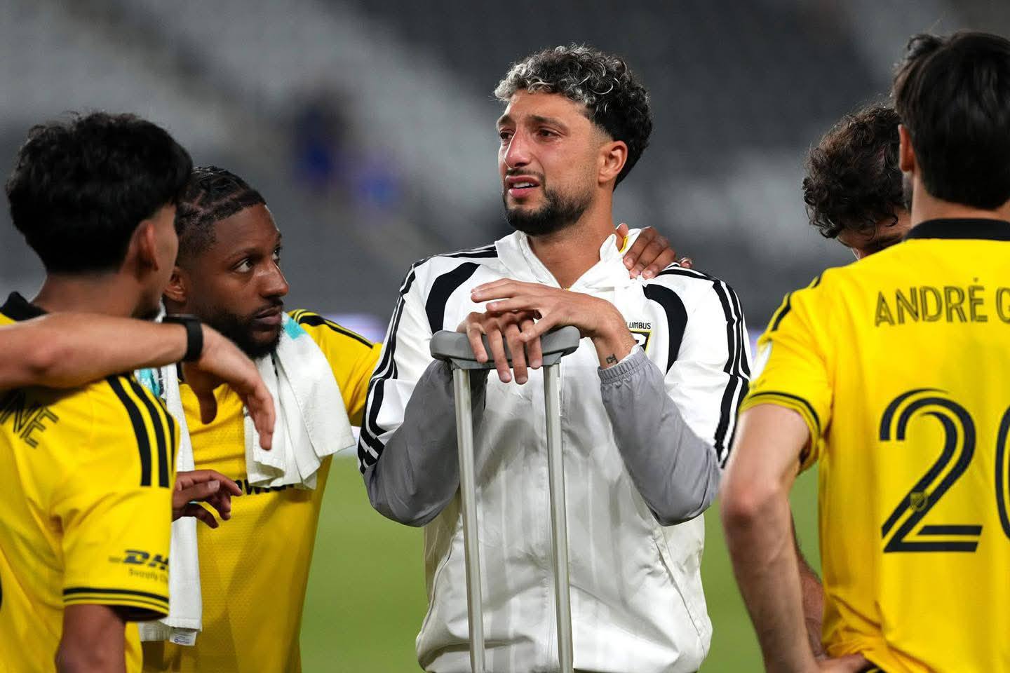 إصابة مقلقة تُبعد وسام أبو علي عن مباراة كولومبوس كرو – كورة 999