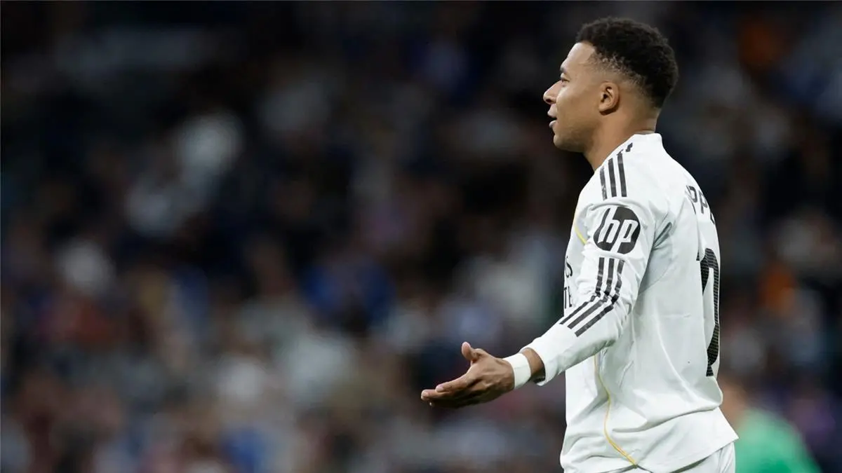 توتر داخل ريال مدريد بسبب مبابي.. اجتماع حاسم مرتقب وبيريز يطالب بإعادة الانضباط