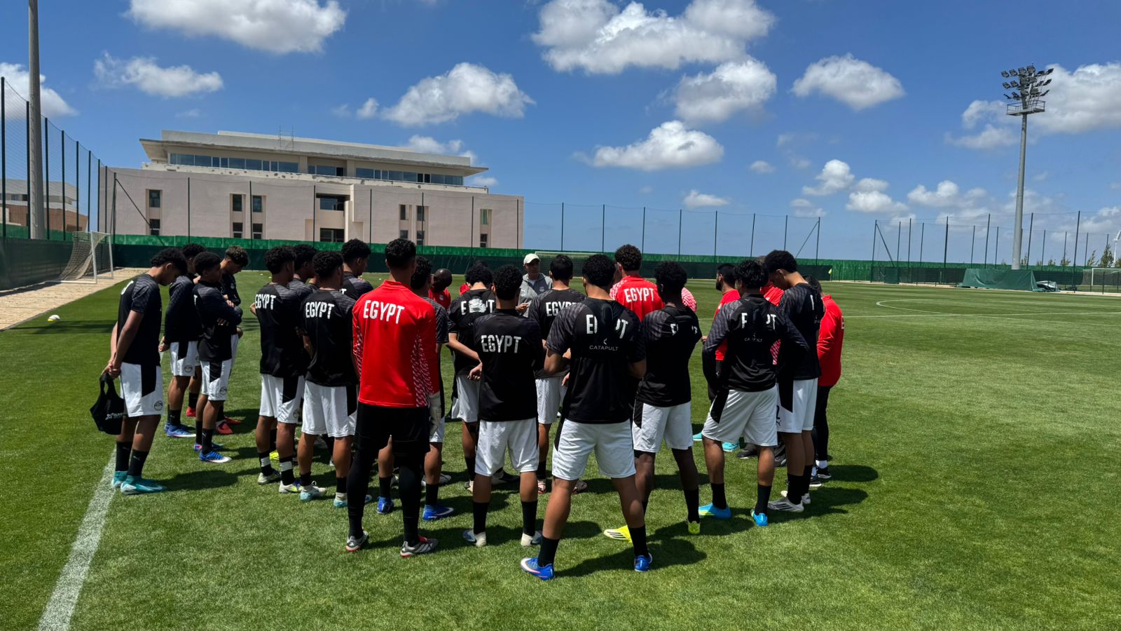 منتخب الناشئين يختتم تدريباته استعدادًا لمواجهة تونس في كأس أمم أفريقيا